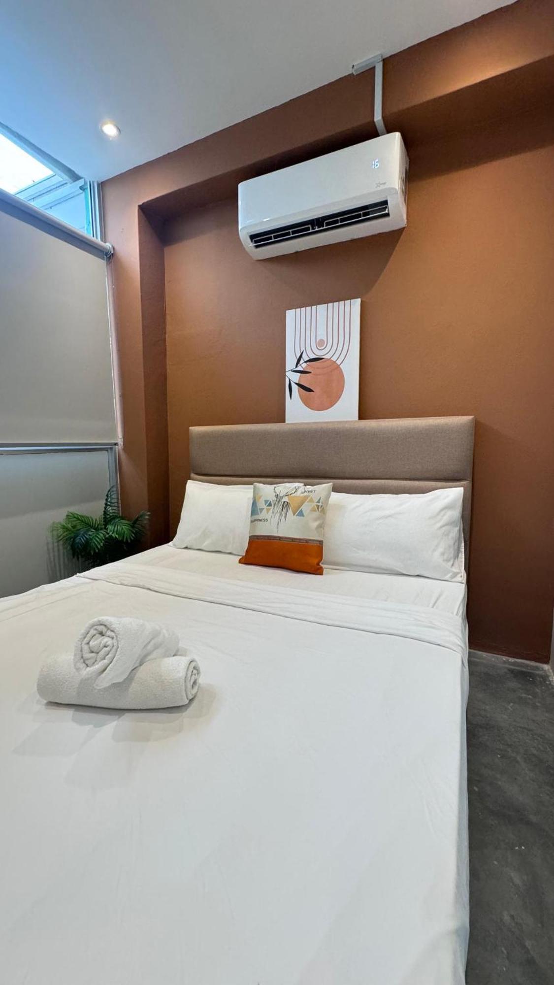 Swing & Pillows - Lebuh Victoria, Penang George Town Extérieur photo