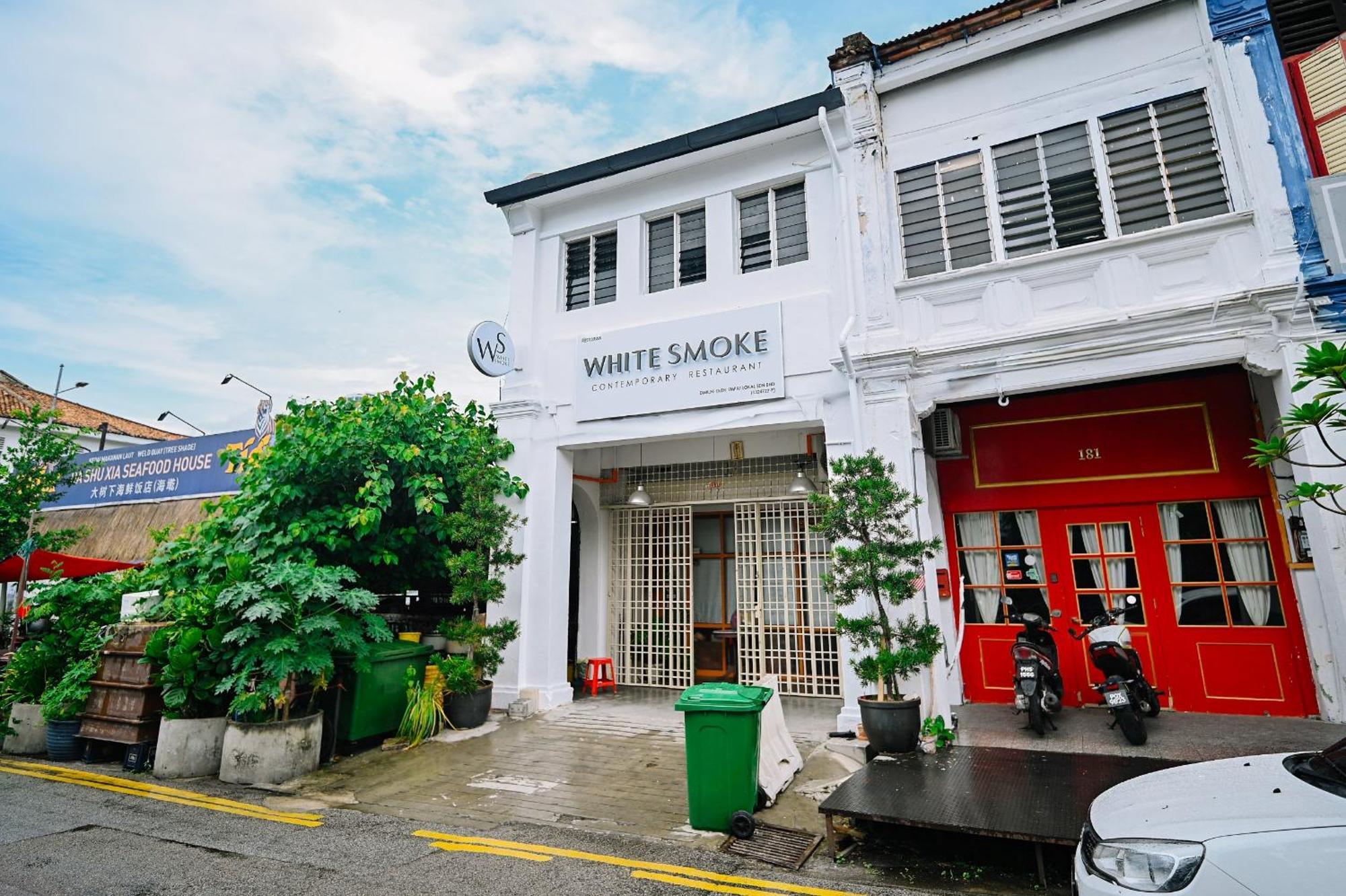 Swing & Pillows - Lebuh Victoria, Penang George Town Extérieur photo